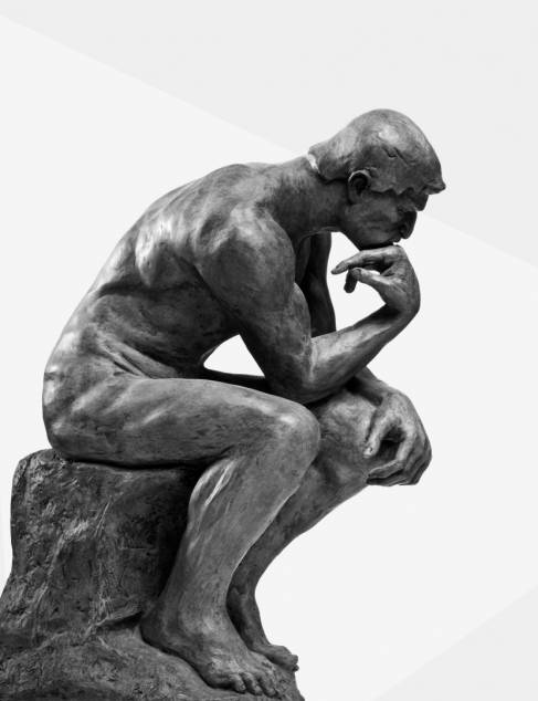 Standbeeld van De Denker van Rodin, zwart wit foto