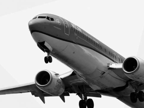 KLM vliegtuig, zwart wit foto